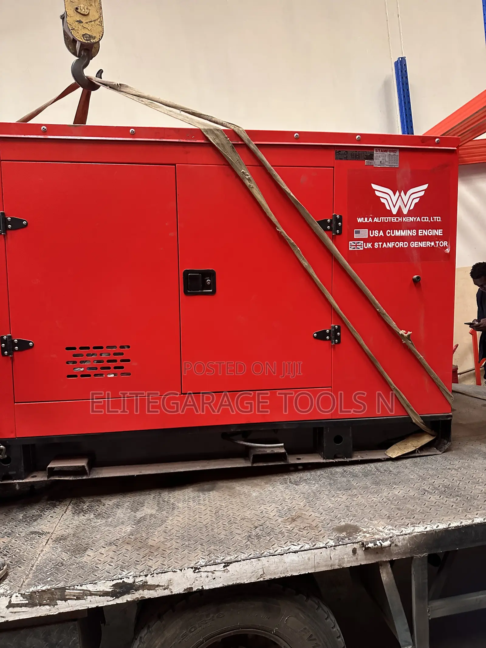 Heavy Duty Uk Cummins 110kva Generator