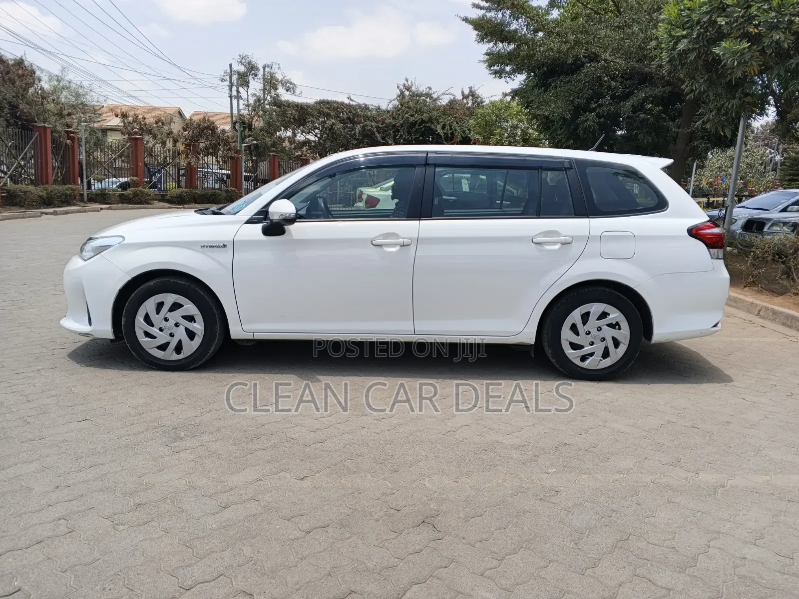 Toyota Corolla Fielder 2019 White