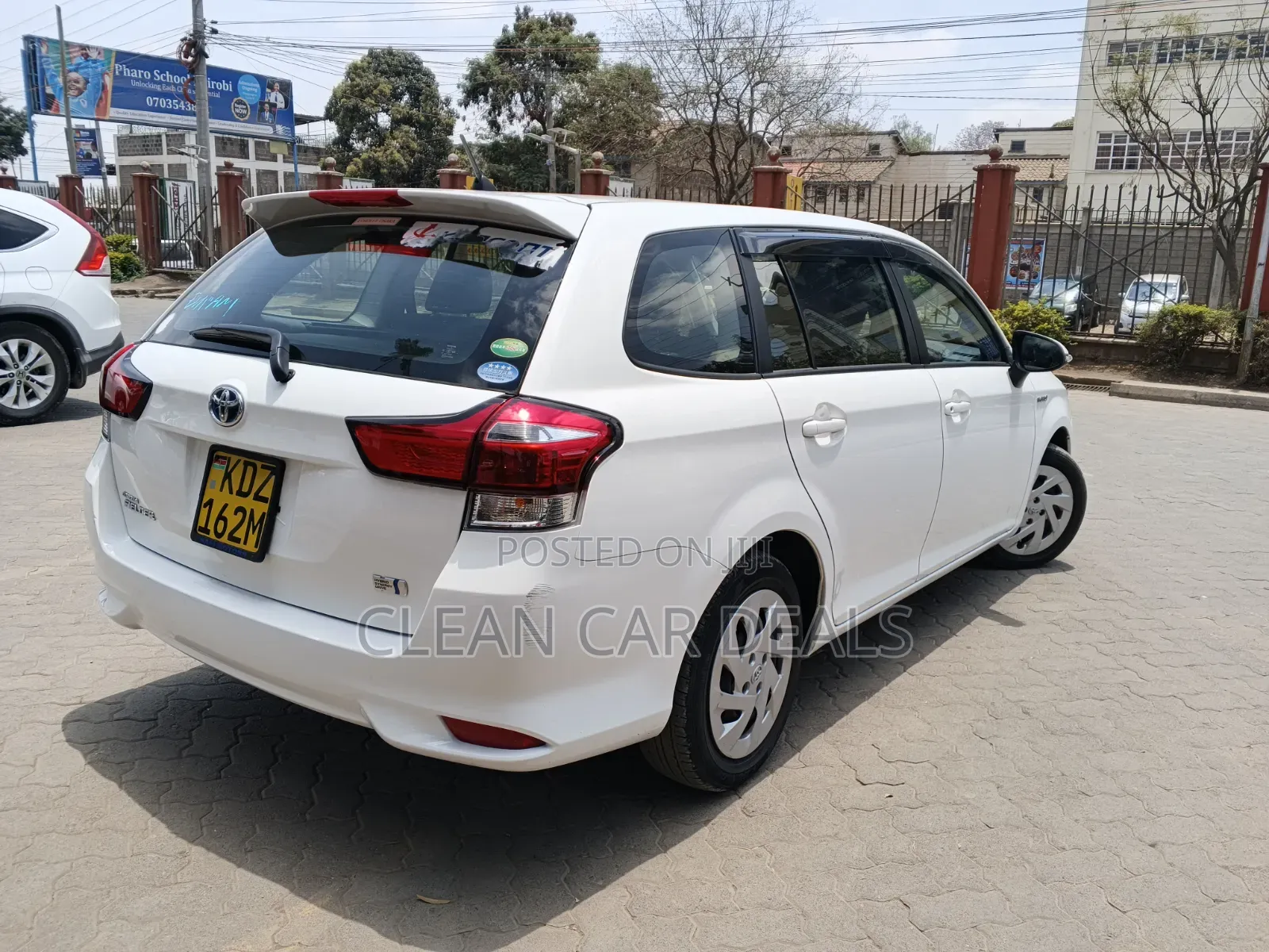 Toyota Corolla Fielder 2019 White