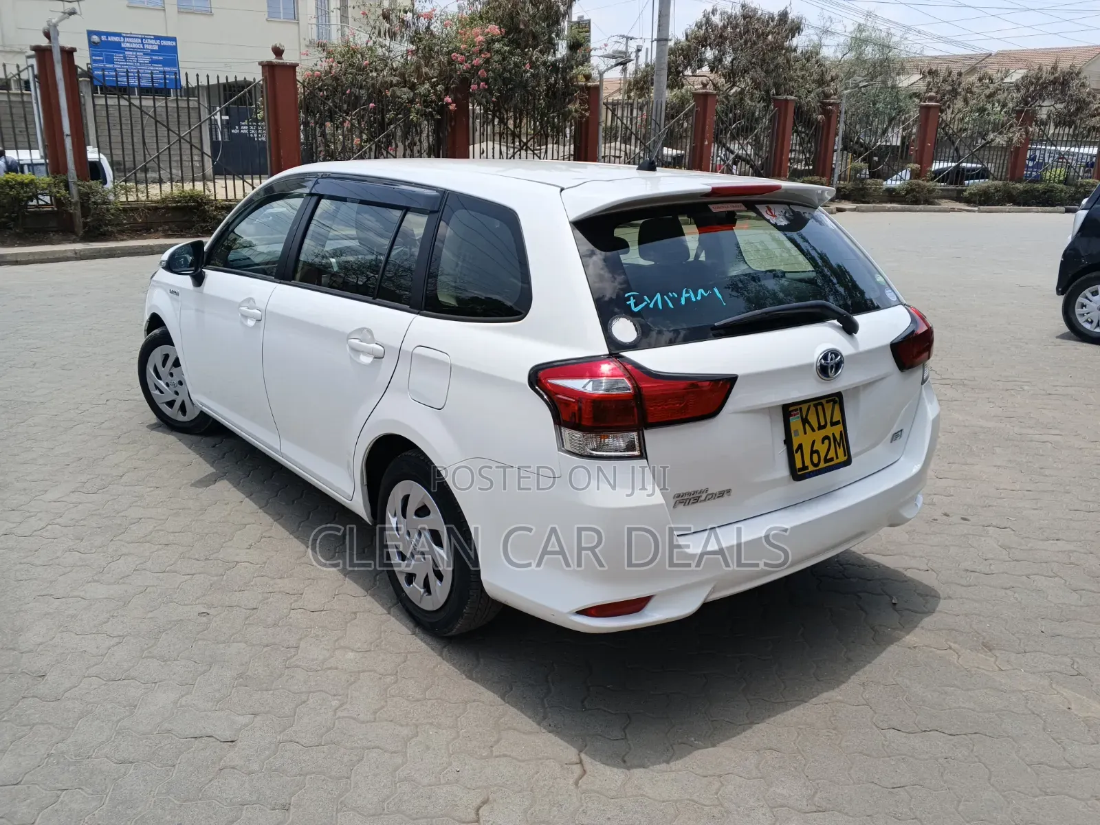 Toyota Corolla Fielder 2019 White