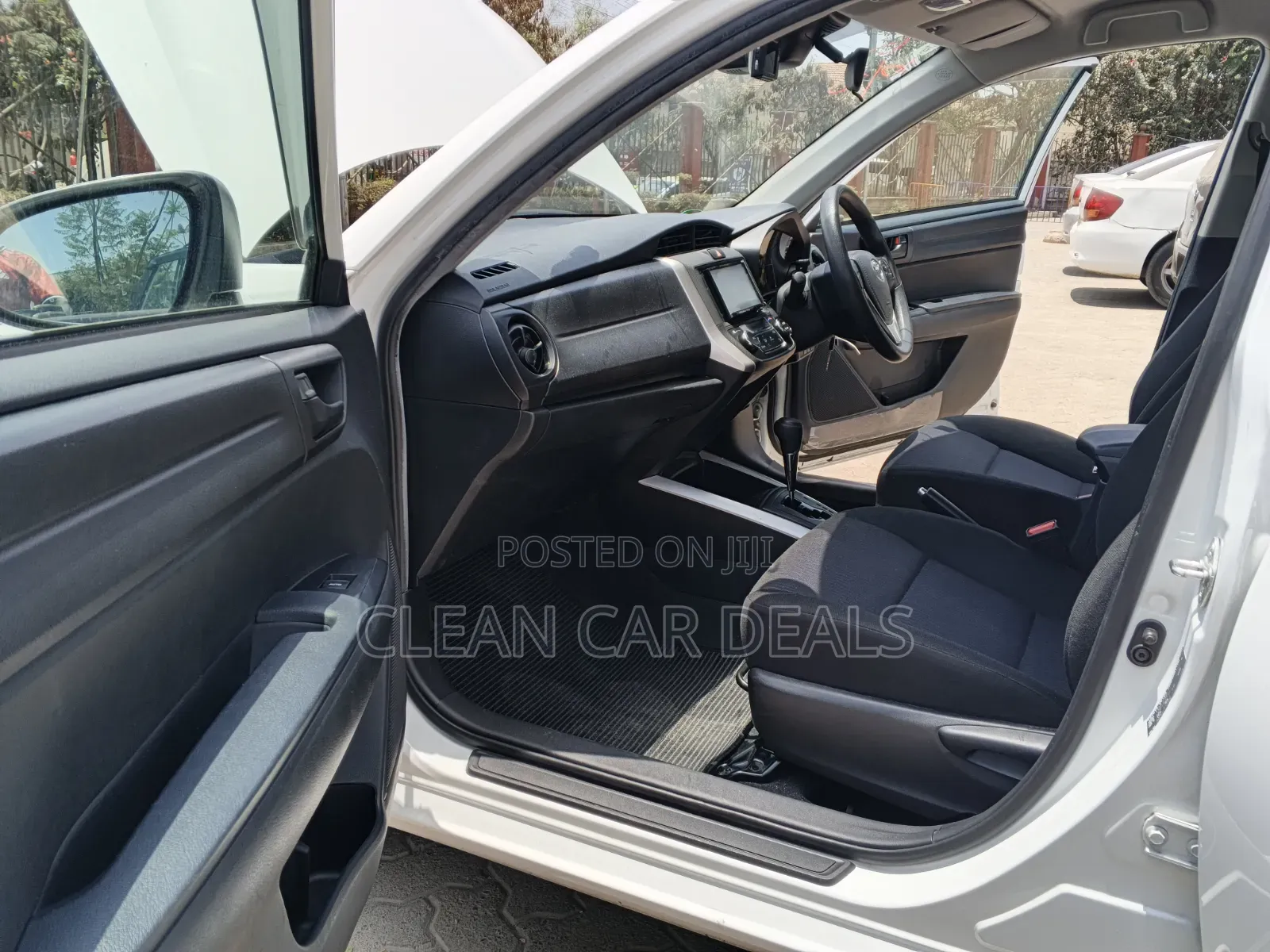 Toyota Corolla Fielder 2019 White