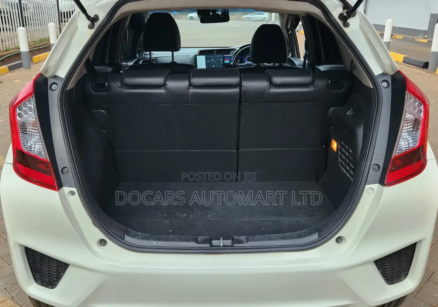 Honda Fit 2017 Pearl
