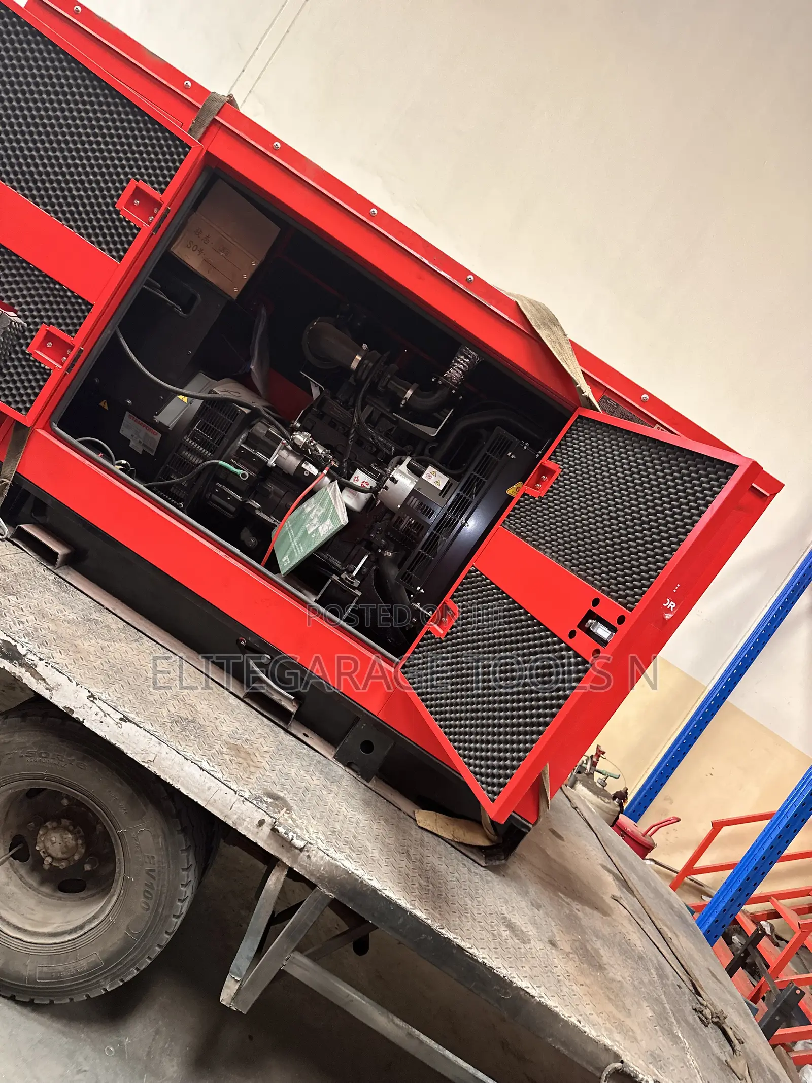 Heavy Commercial Advanced Uk Cummins 110kva Generator