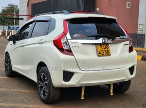 Honda Fit 2017 Pearl