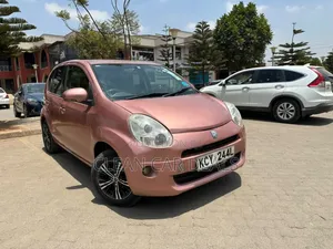 Toyota Passo 2012