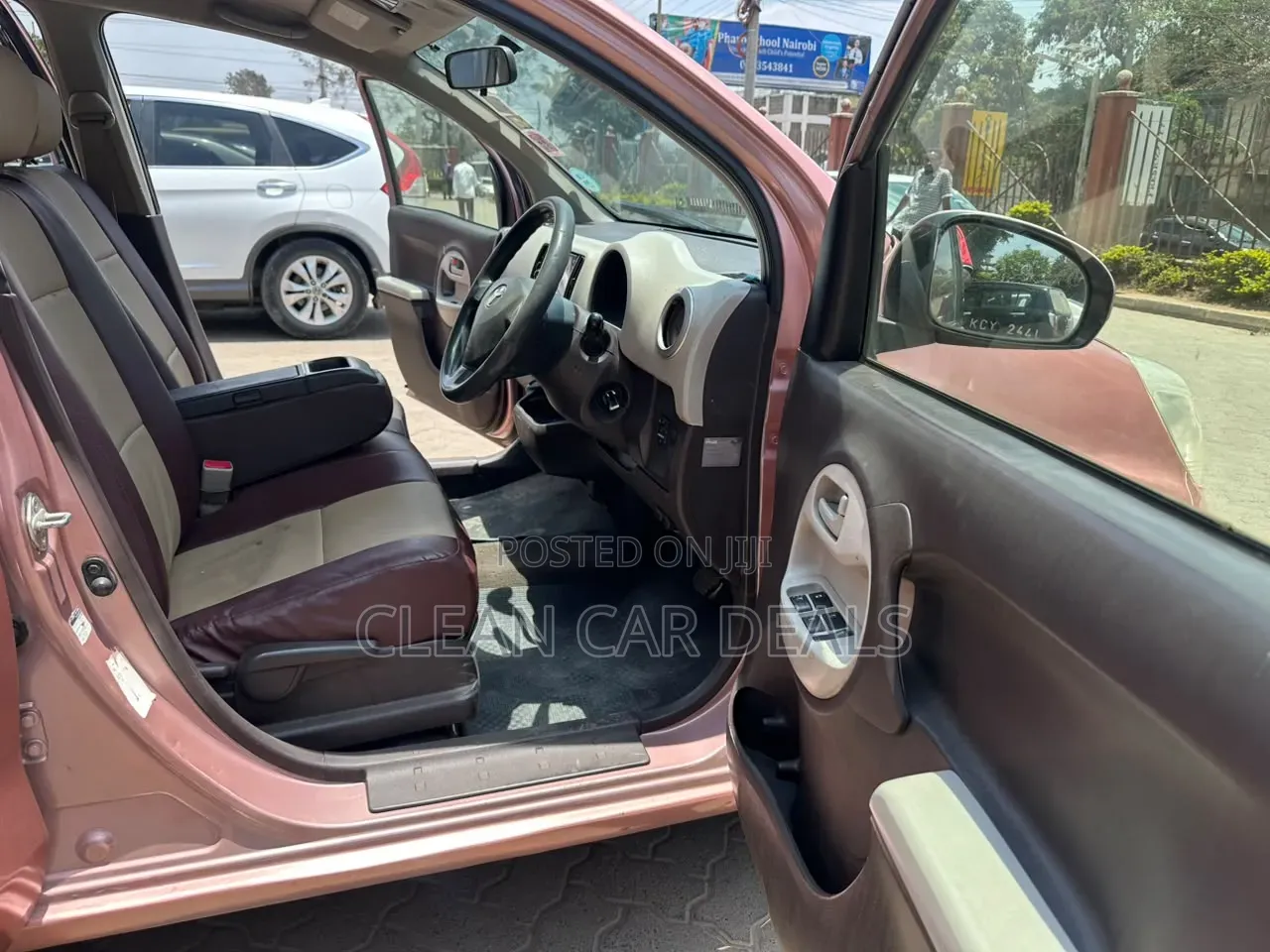 Toyota Passo 2012