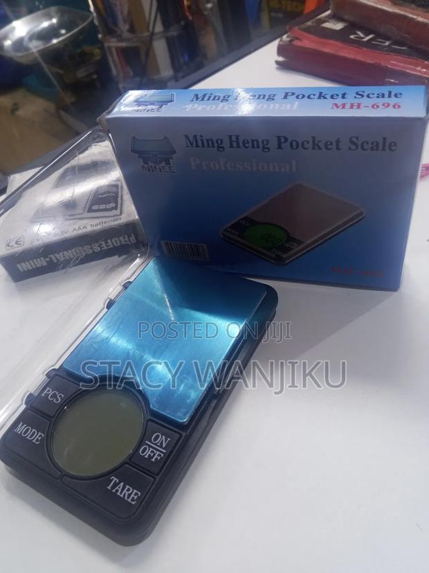 Ming Heng Pocket Scale