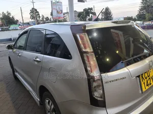 Honda Stream 2012 Silver