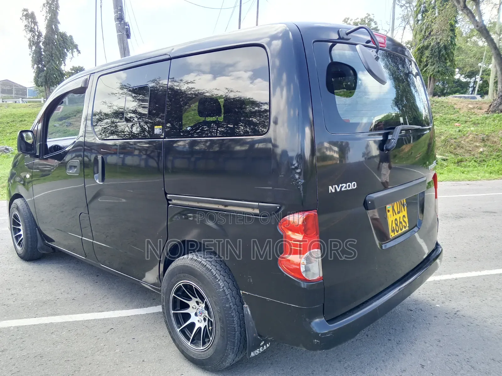 Nissan NP200 2017 Matt Black