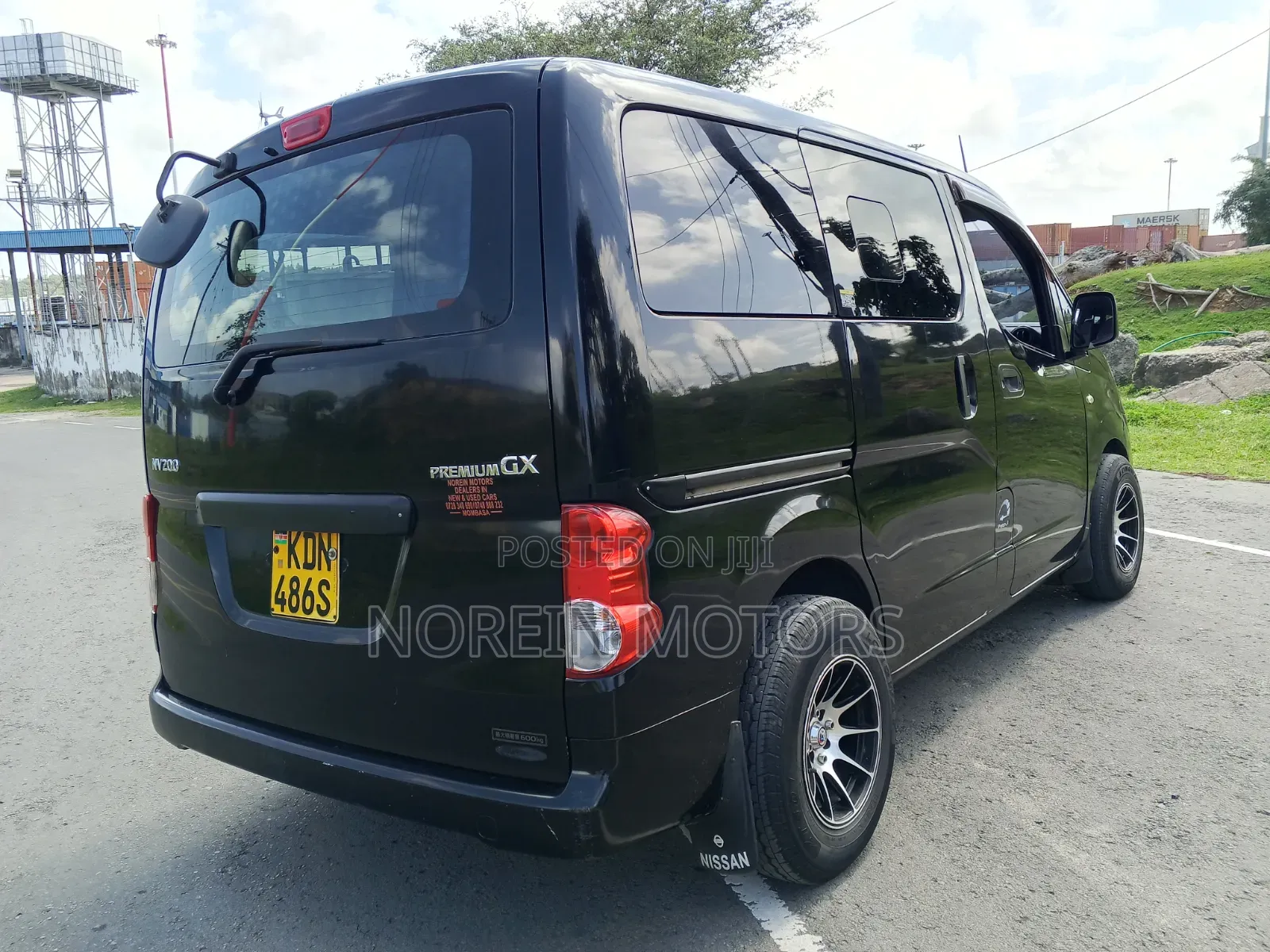 Nissan NP200 2017 Matt Black
