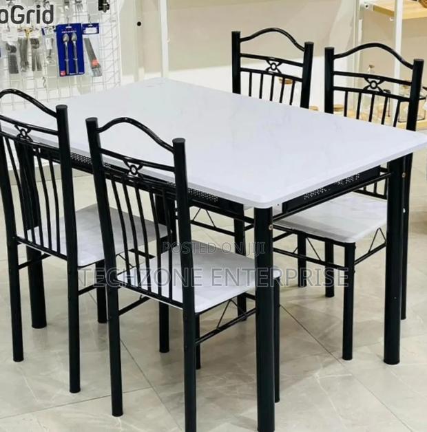 Executive Elegant 4 Sitter Dinning Table 