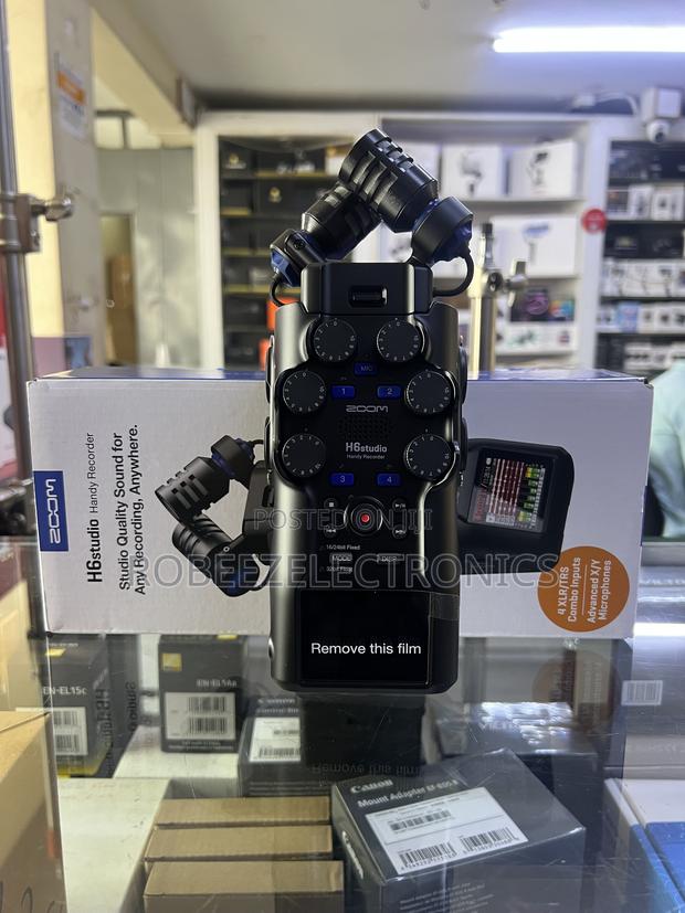 Zoom H6studio 6-Track Handy Recorder With 32-Bit Float Recording - thumbnail 2