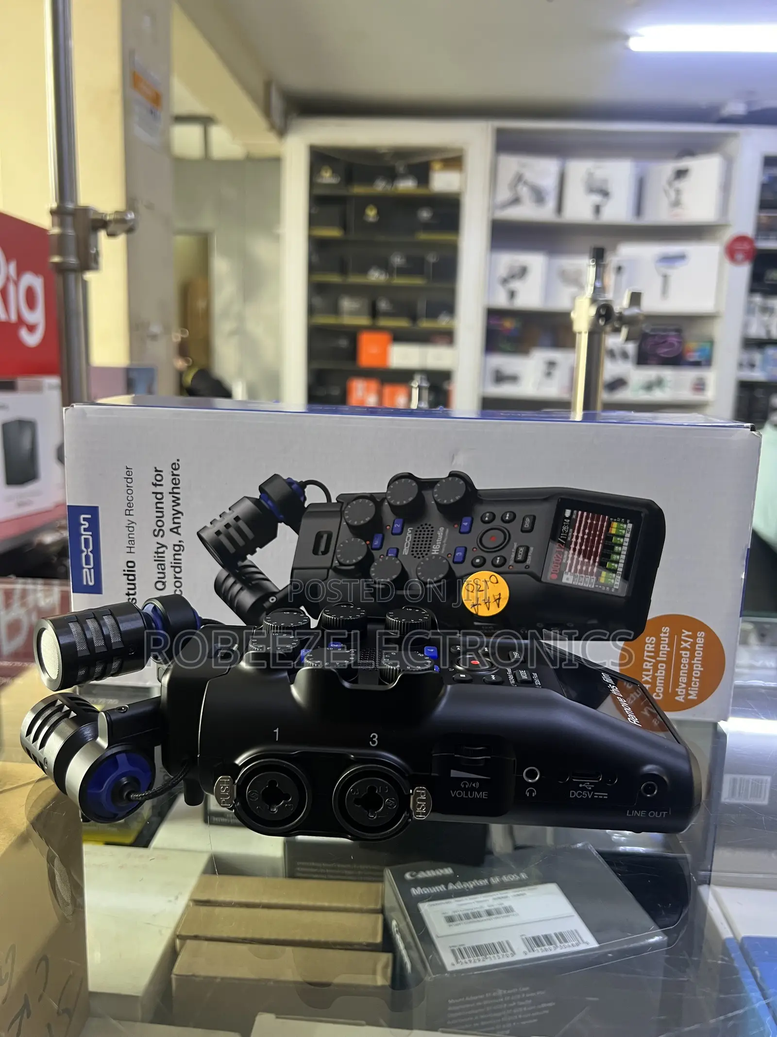 Zoom H6studio 6-Track Handy Recorder With 32-Bit Float Recording