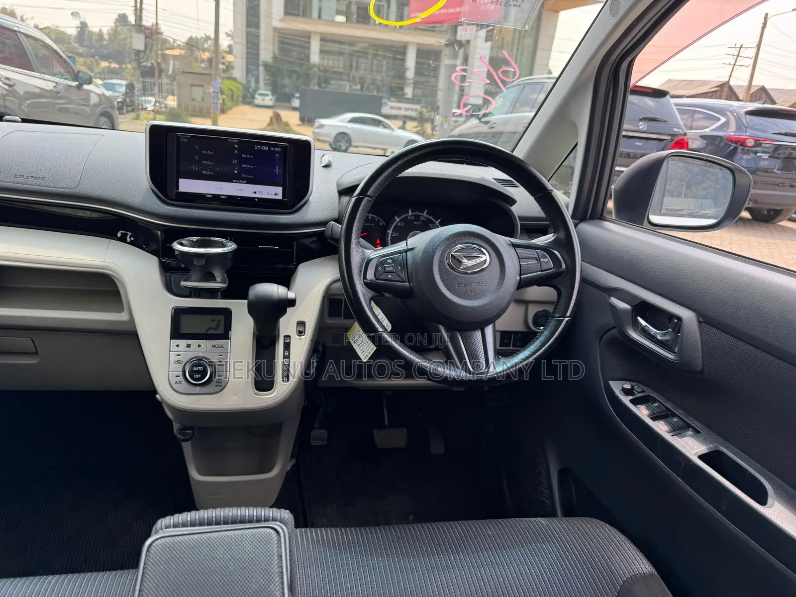 Daihatsu Move 2019 White