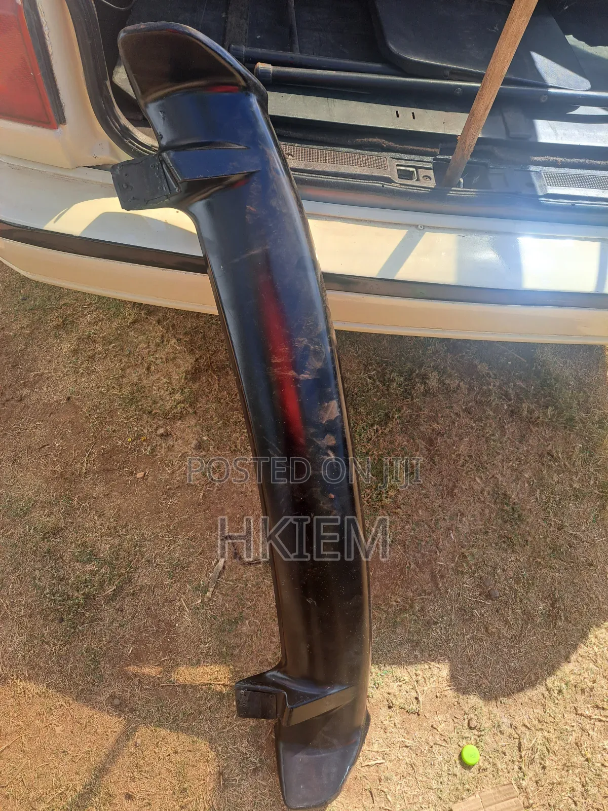 Nissan Note Spoiler