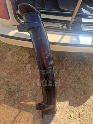Nissan Note Spoiler