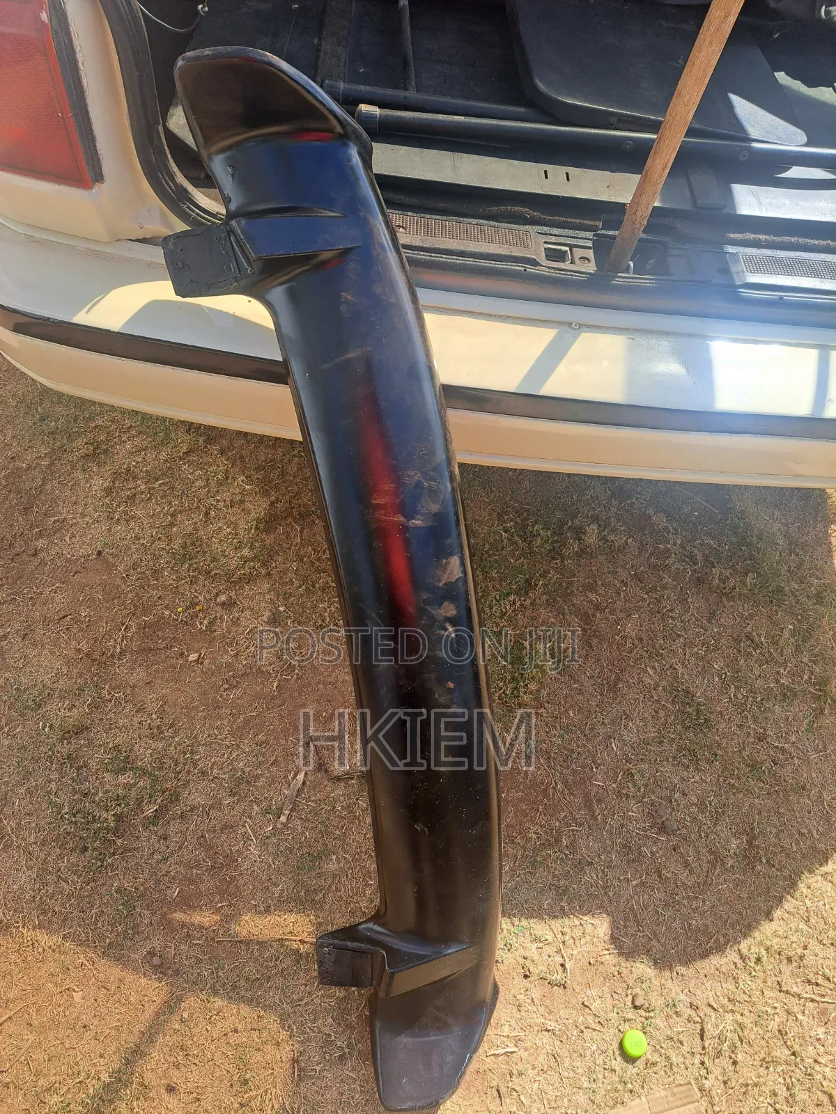 Nissan Note Spoiler