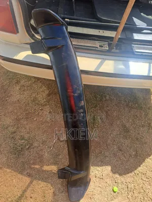 Nissan Note Spoiler