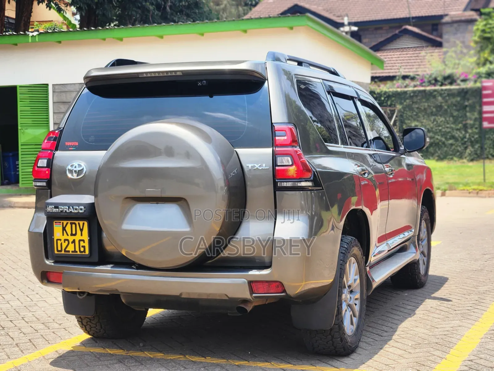 Toyota Land Cruiser Prado 2015 Brown