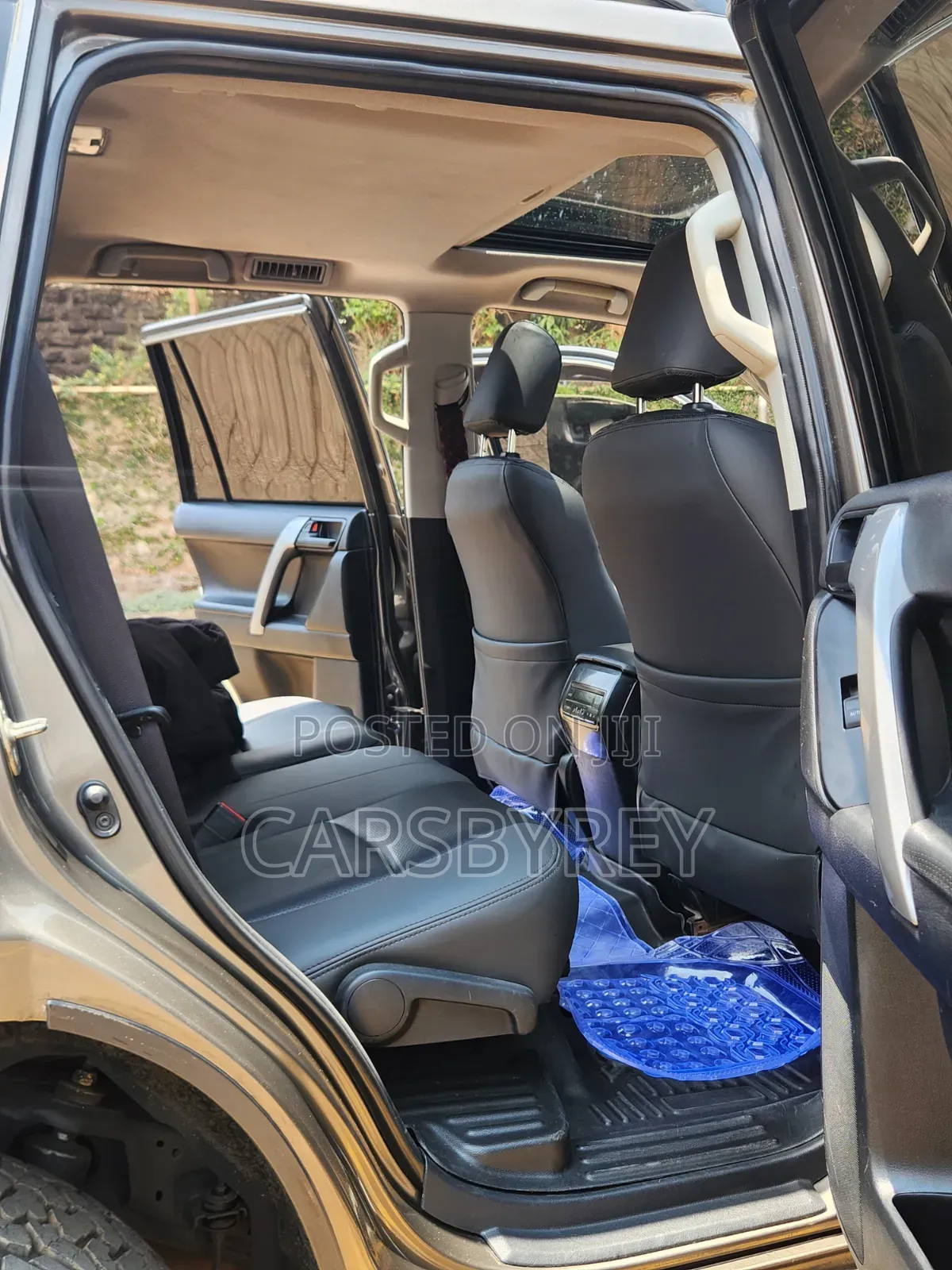 Toyota Land Cruiser Prado 2015 Brown