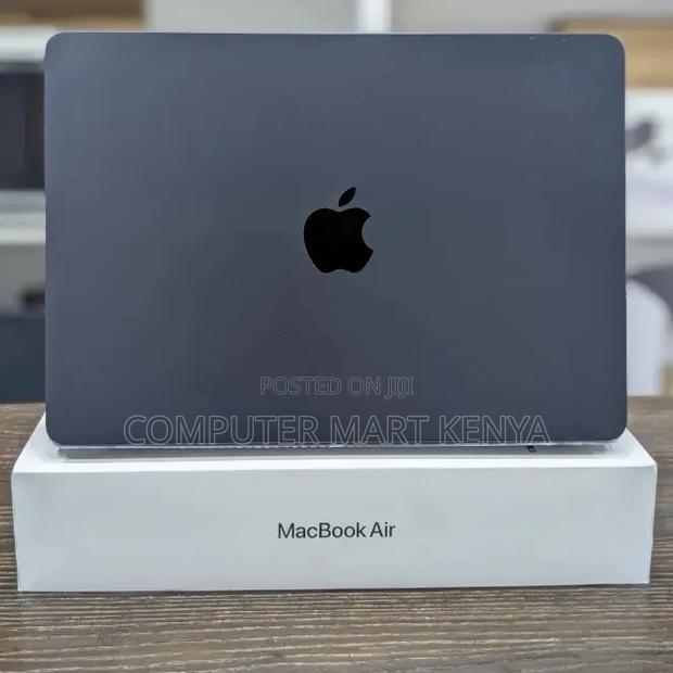 Laptop Apple MacBook Pro 16GB Apple M5 SSD 256GB - main view