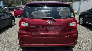 Toyota Passo 2020 Red