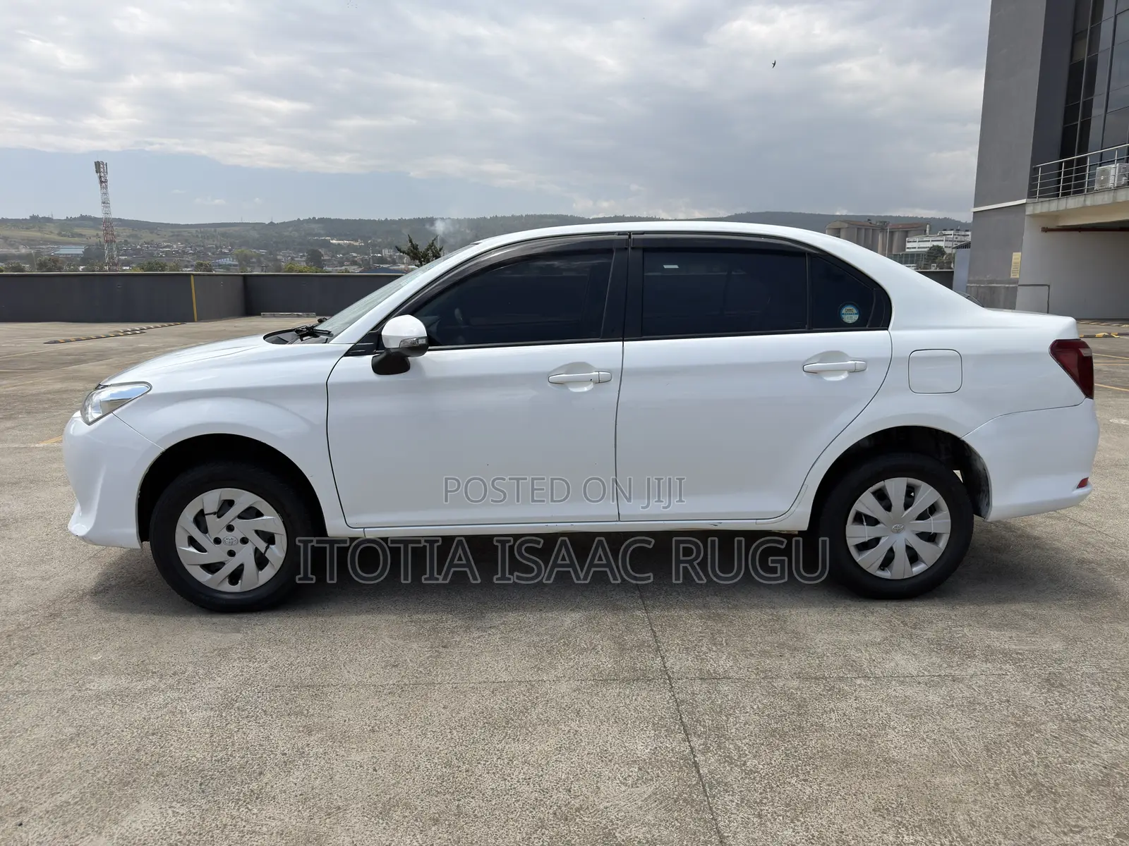 Toyota Axio 1.5 G 2WD 2015 White
