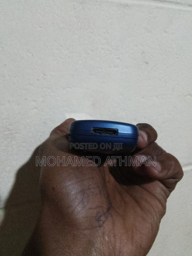 Samsung R220 Blue - thumbnail 4