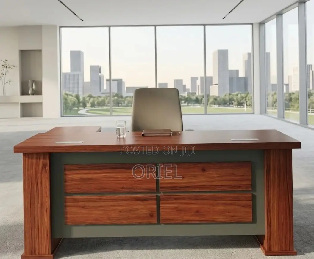 1600mm Executive Office Desk : Modern Desk for Staff