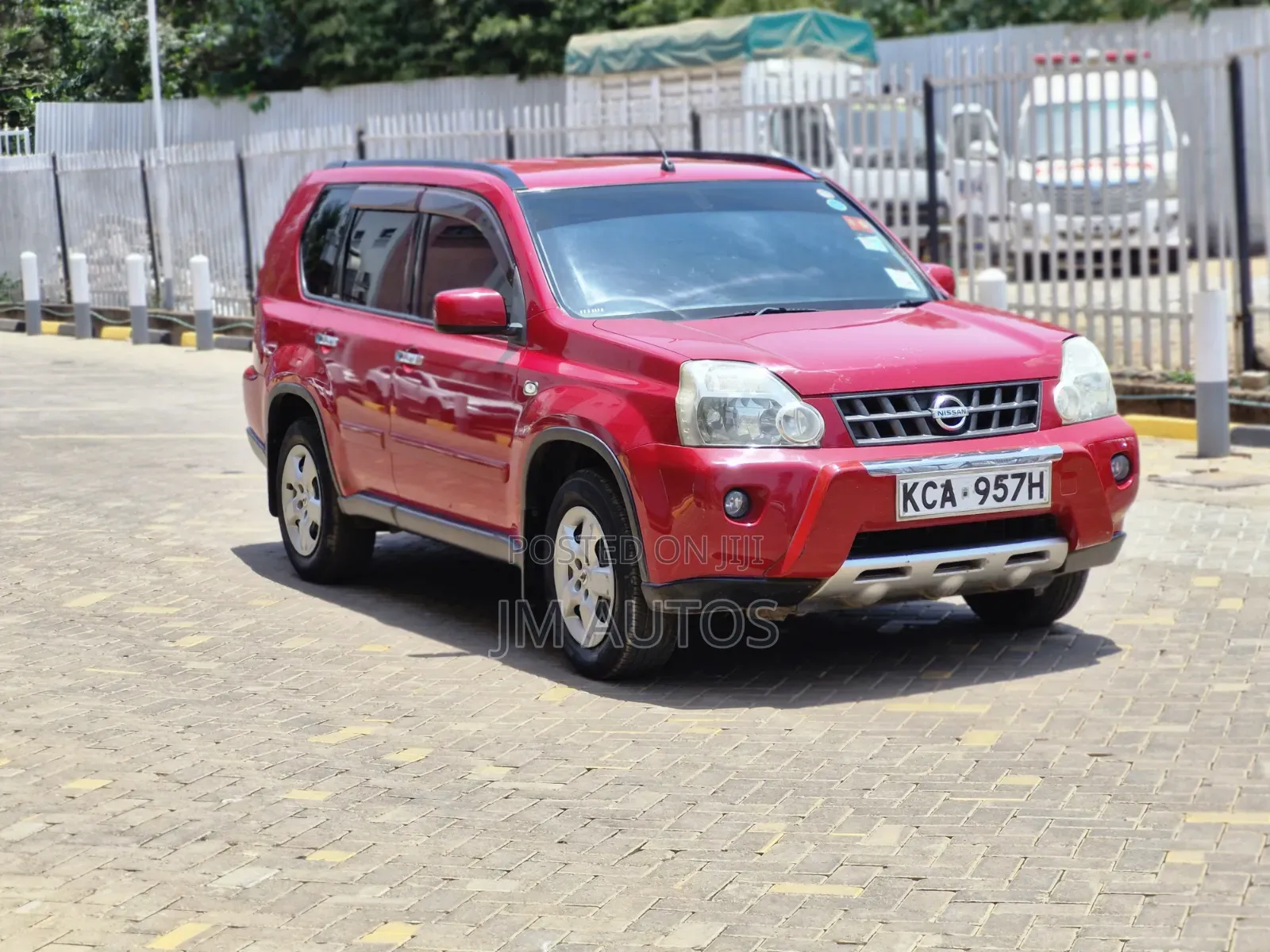 Nissan X-Trail 2007 Red
