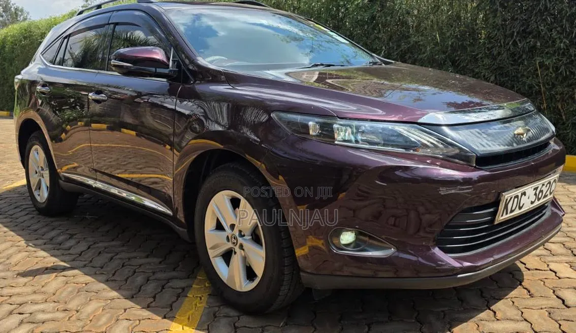 Toyota Harrier 2014