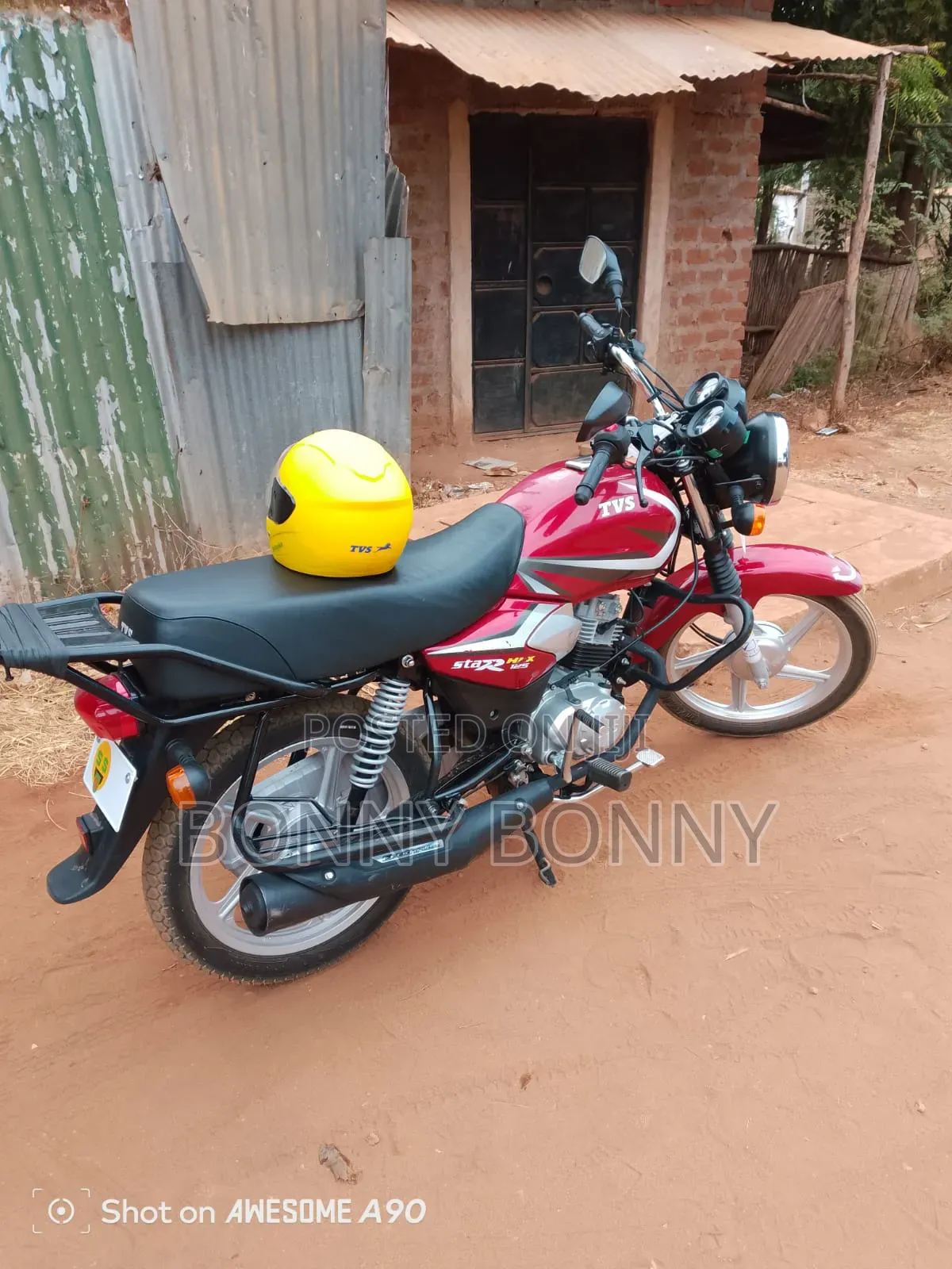 TVS HLX 125 2024 Red