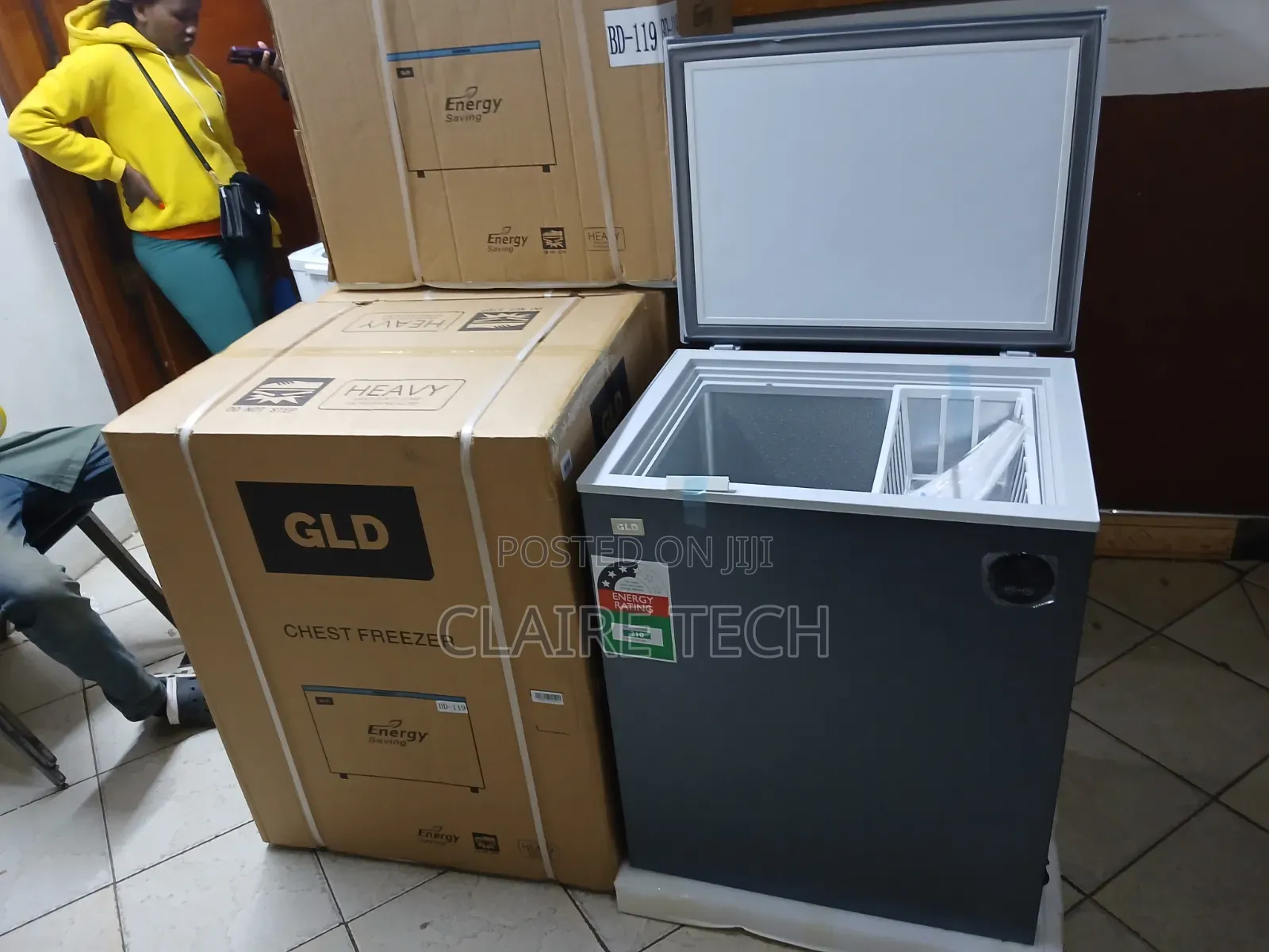 GLD 119 Chest Deep Freezer – Spacious Storage