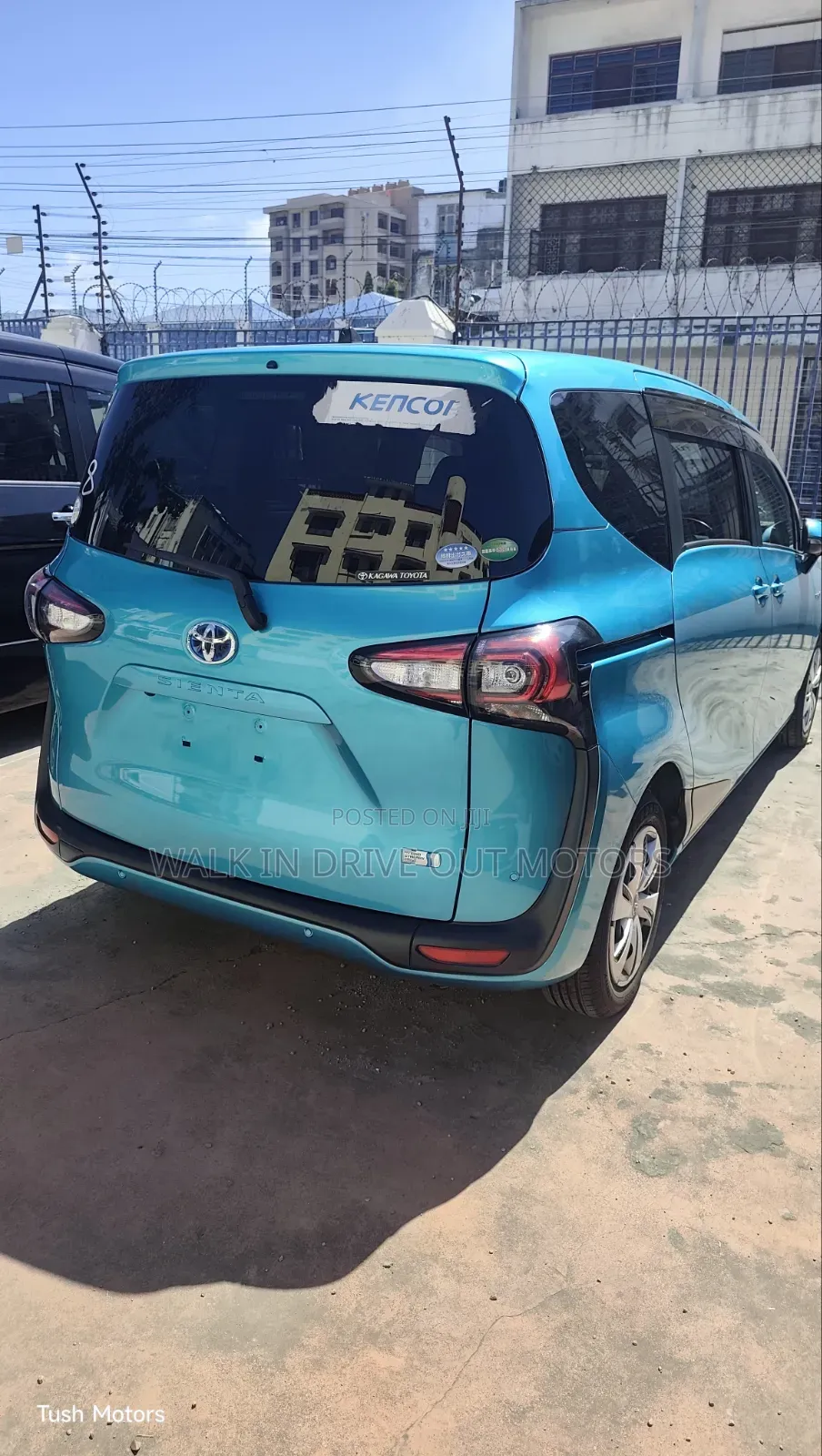 Toyota Sienta 2020 Green