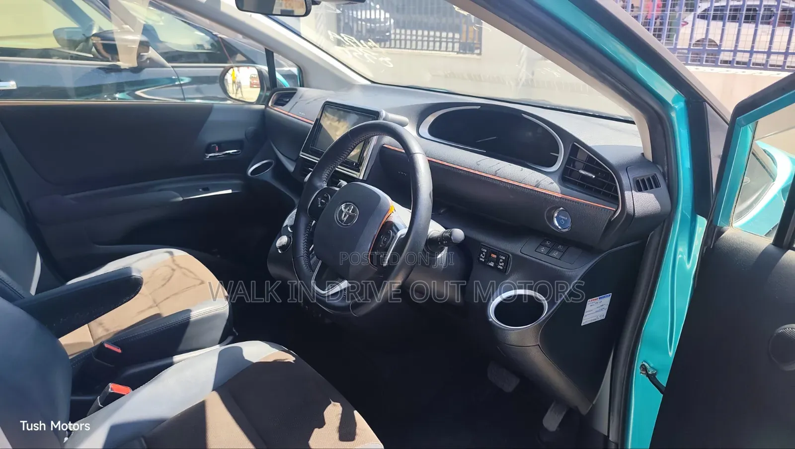 Toyota Sienta 2020 Green