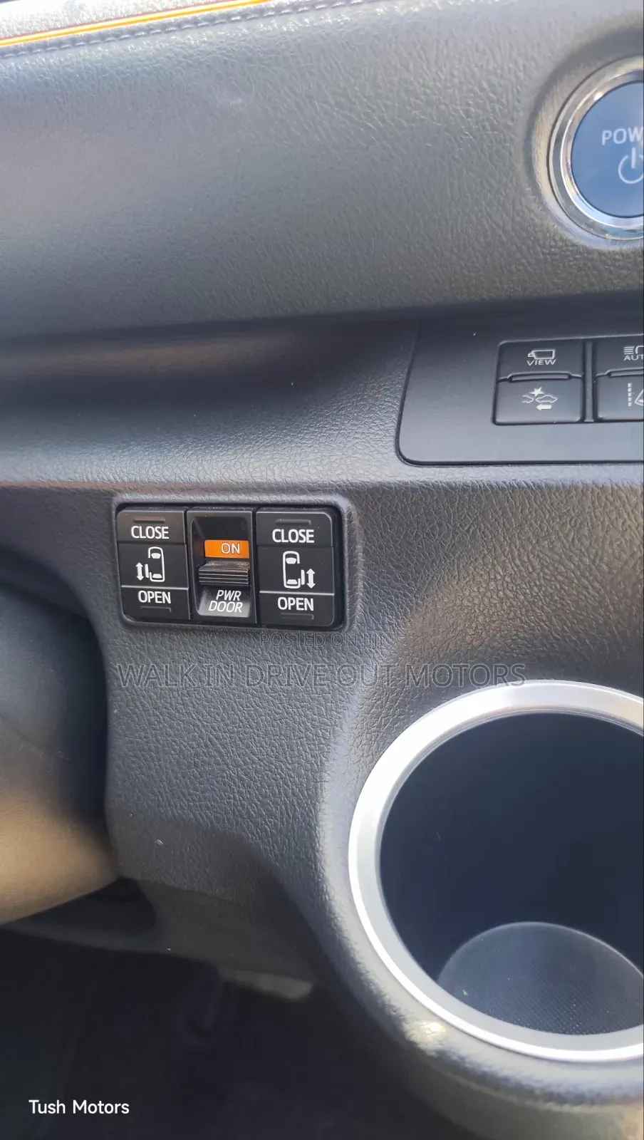 Toyota Sienta 2020 Green