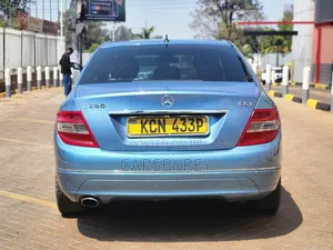 Mercedes-Benz C250 2010 Blue
