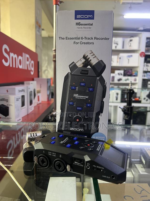 Zoom H6essential 6-Track 32-Bit Float Portable Audio Recorder - thumbnail 2