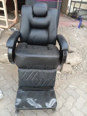 Modern Barber Shaving Chair