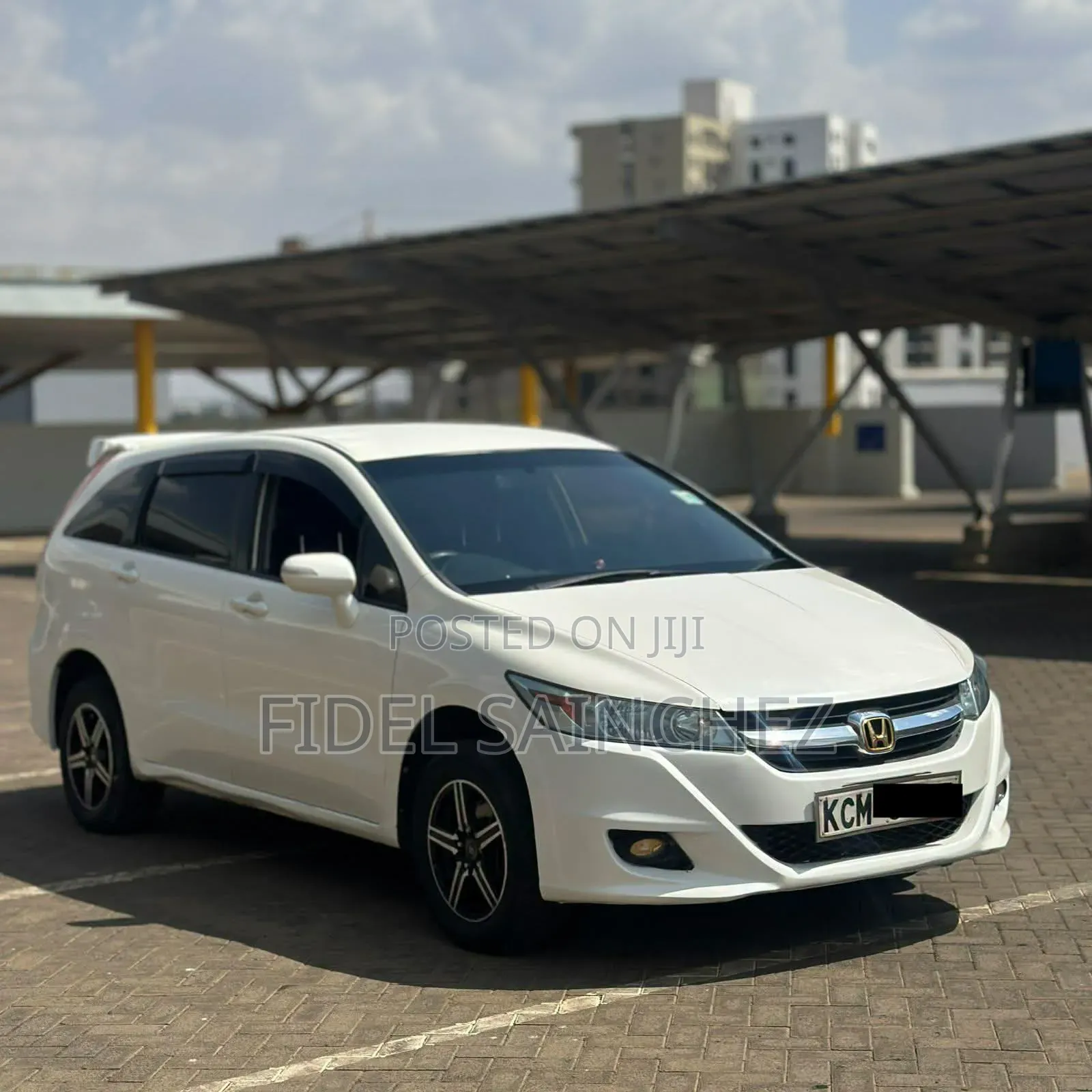 Honda Stream 2010 White