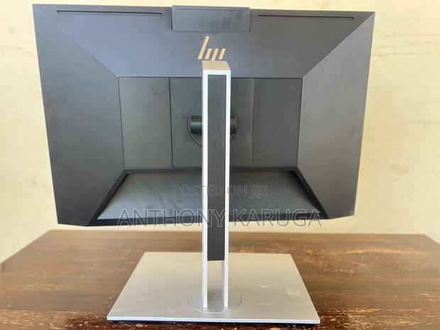 HP 24inch Monitor - thumbnail 2