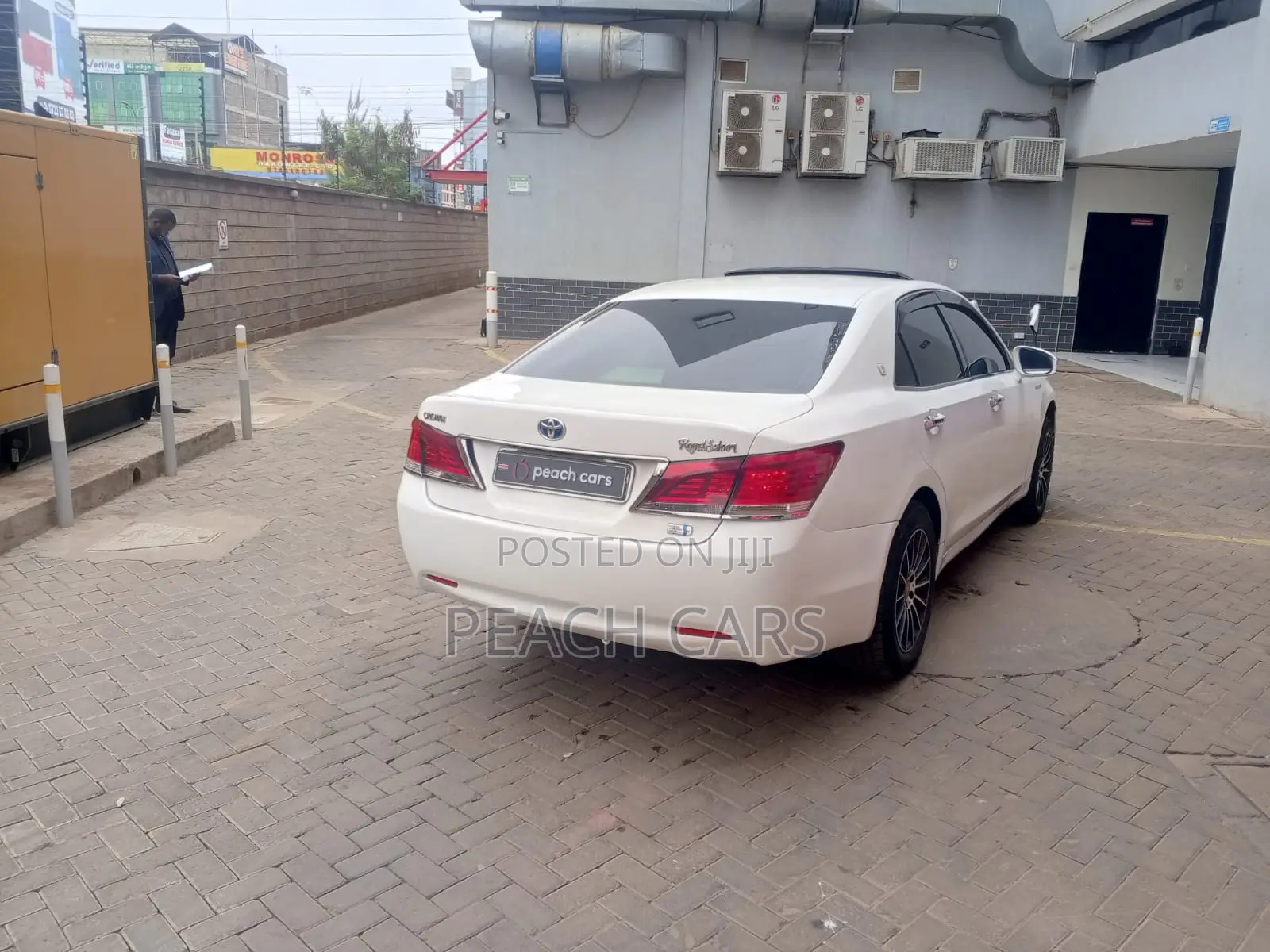 Toyota Crown 2015 White