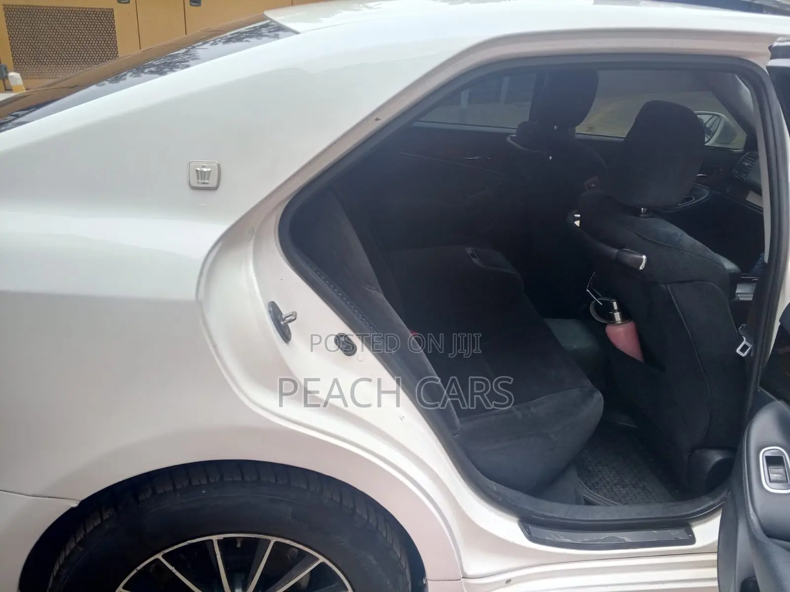 Toyota Crown 2015 White