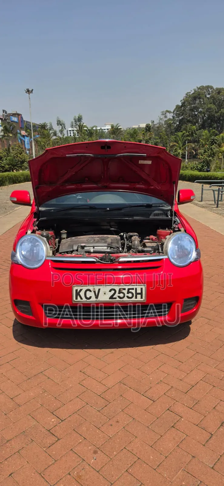 Toyota Sienta 2013 Red