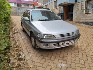 Toyota Carina 1.8 FWD Sedan 1997 Silver
