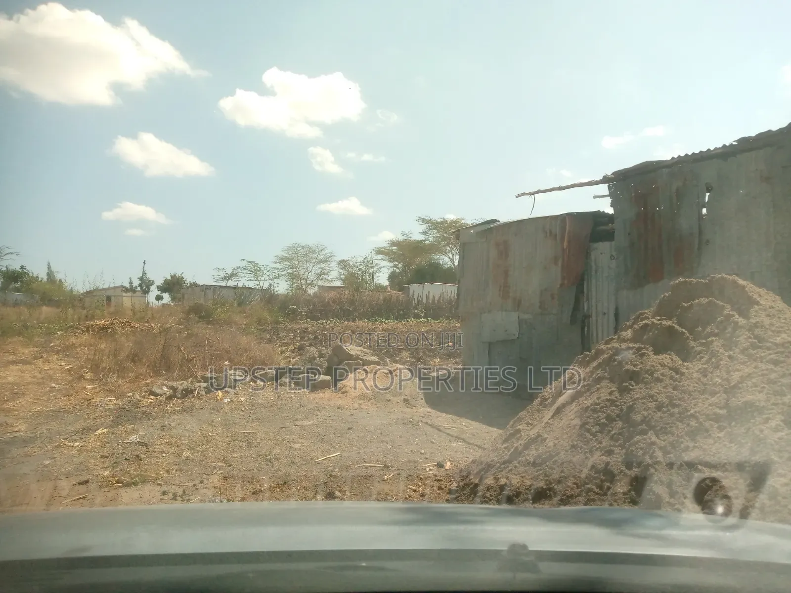 Clean 50by 100 Plots at Kinanie Market