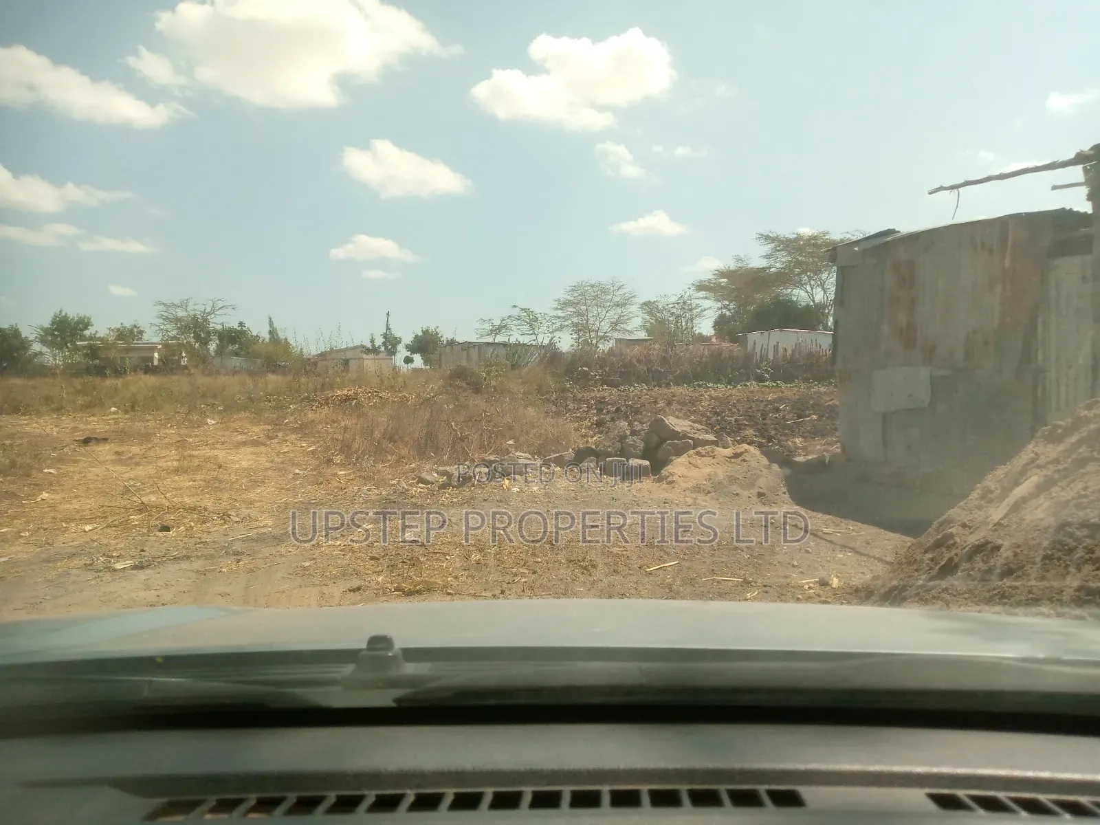 Clean 50by 100 Plots at Kinanie Market