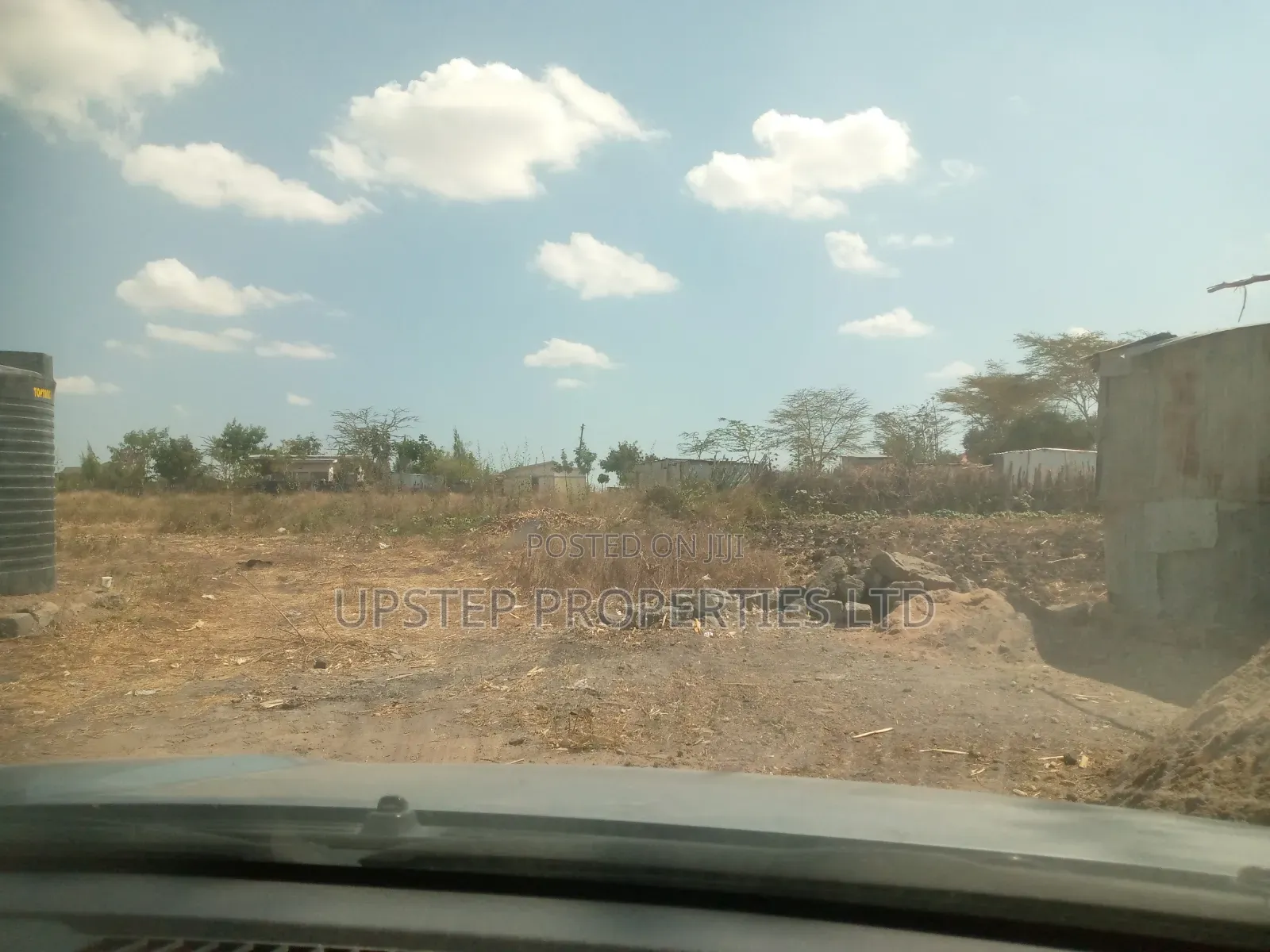 Clean 50by 100 Plots at Kinanie Market