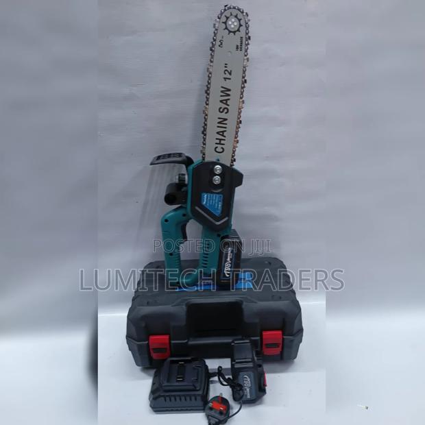 Makita Cordless Chainsaw 12"
198v