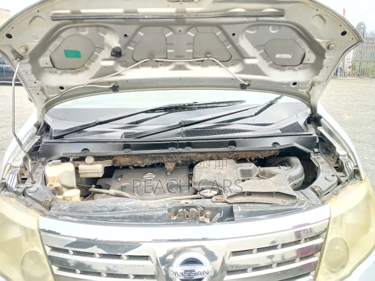 Nissan Serena 2009 Silver